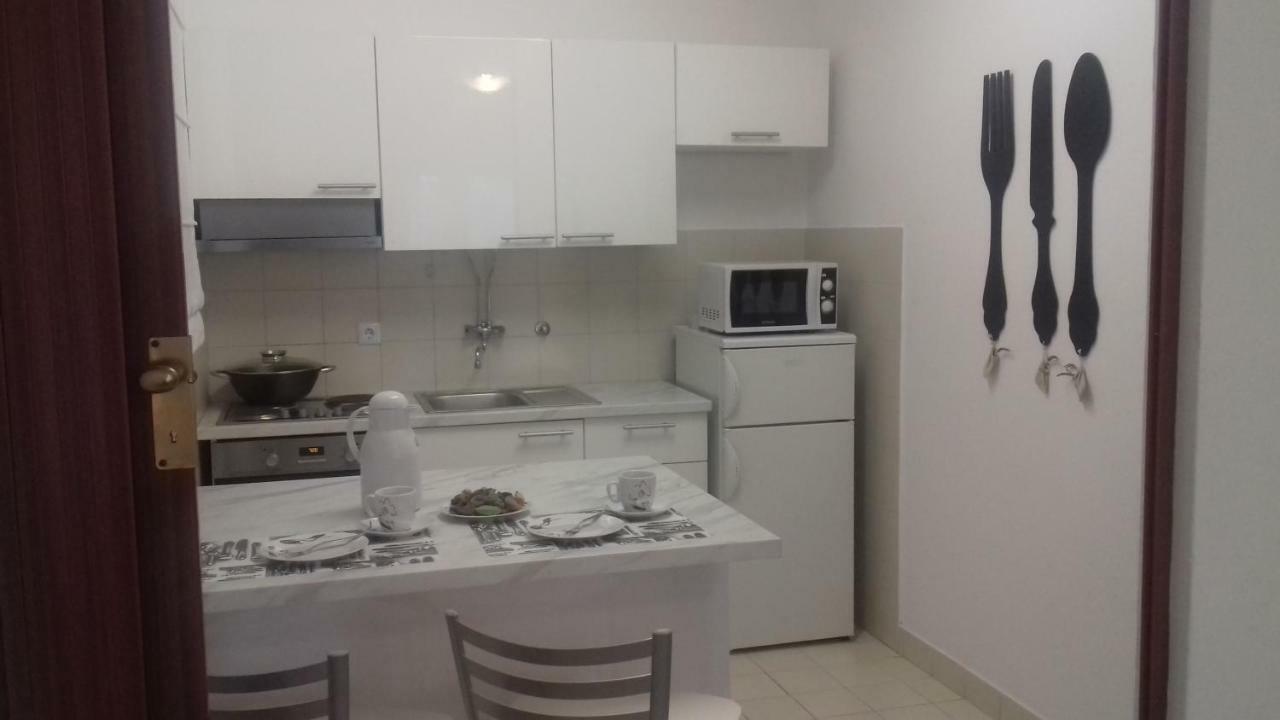 Apartments Ane Sukosan Luaran gambar
